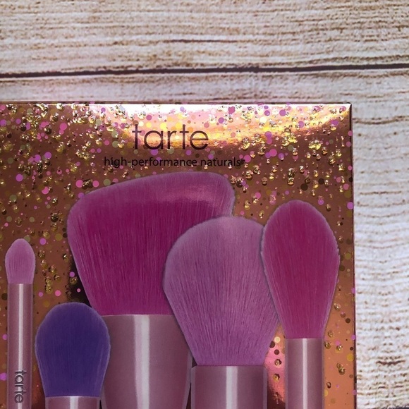 Tarte - pretty things & fairy wings brush set - Picture 2 of 8